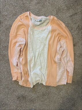 Kids Peach & White Layered Long-Sleeve Top - Lightweight Comfort
